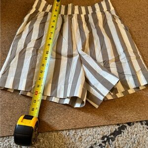 American Eagle Striped Elastic-Waist Women’s Shorts - Cream & Brown NWT